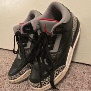 Jordans Black Cement 3s Size 5.5y